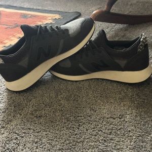 New Balance 420 shoes